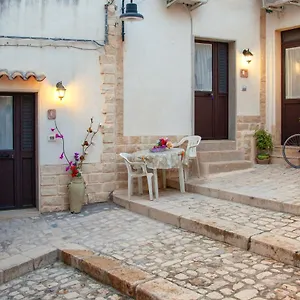 Anticu Dammusu 3 Casa vacanze Scicli
